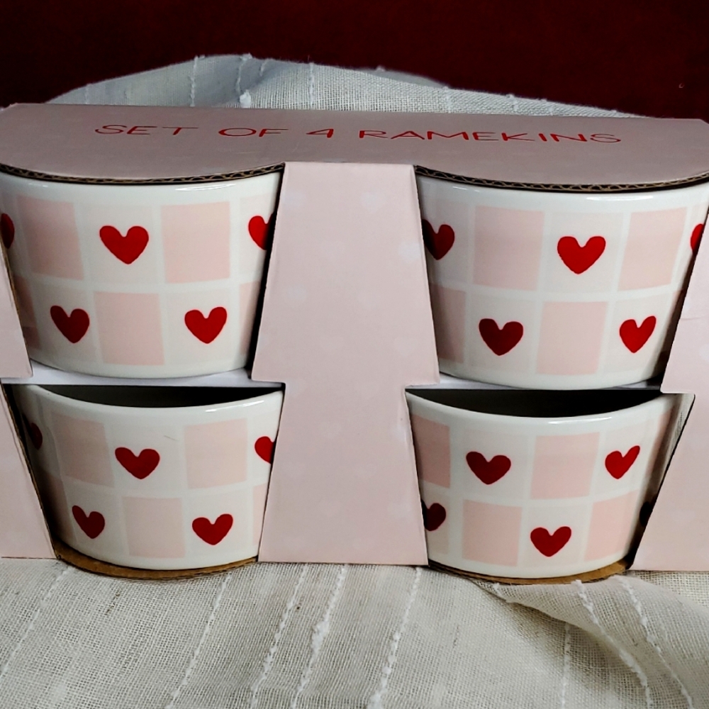 Heart Pattern Ramekins Set‎ of 4